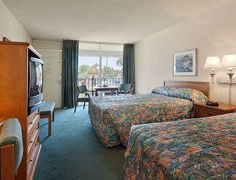 Ramada Speedway Daytona Hotel Дейтона Бийч Екстериор снимка